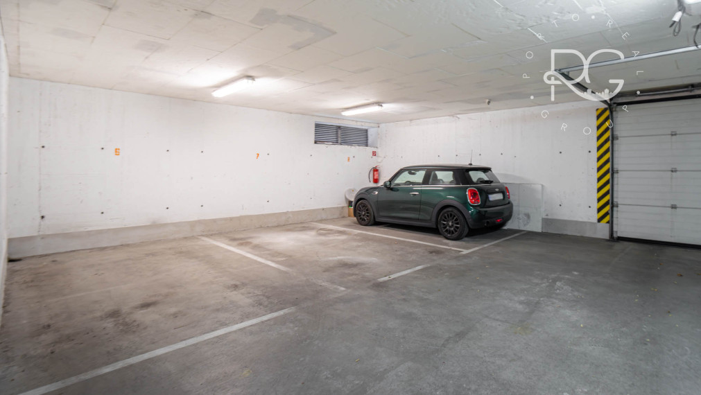 = REZERVOVANÉ = Príjemný 2 izbový byt s parkovaním a balkónom, Bratislava - Kramáre