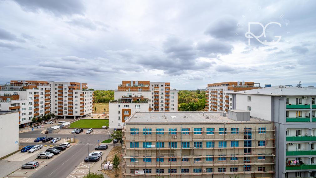 3-IZBOVÝ BYT VHODNÝ PRE ŠTUDENTOV , BRATISLAVA – NOBELOVÁ ULICA