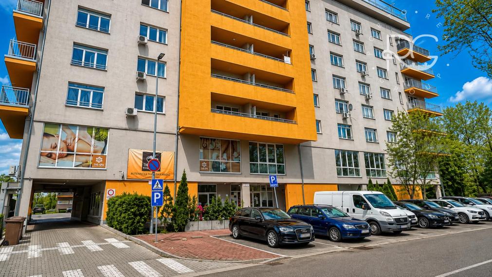 MODERNÝ NEBYTOVÝ PRIESTOR 93 m² + 3 PARKOVACIE MIESTA | ANTOLSKÁ, PETRŽALKA