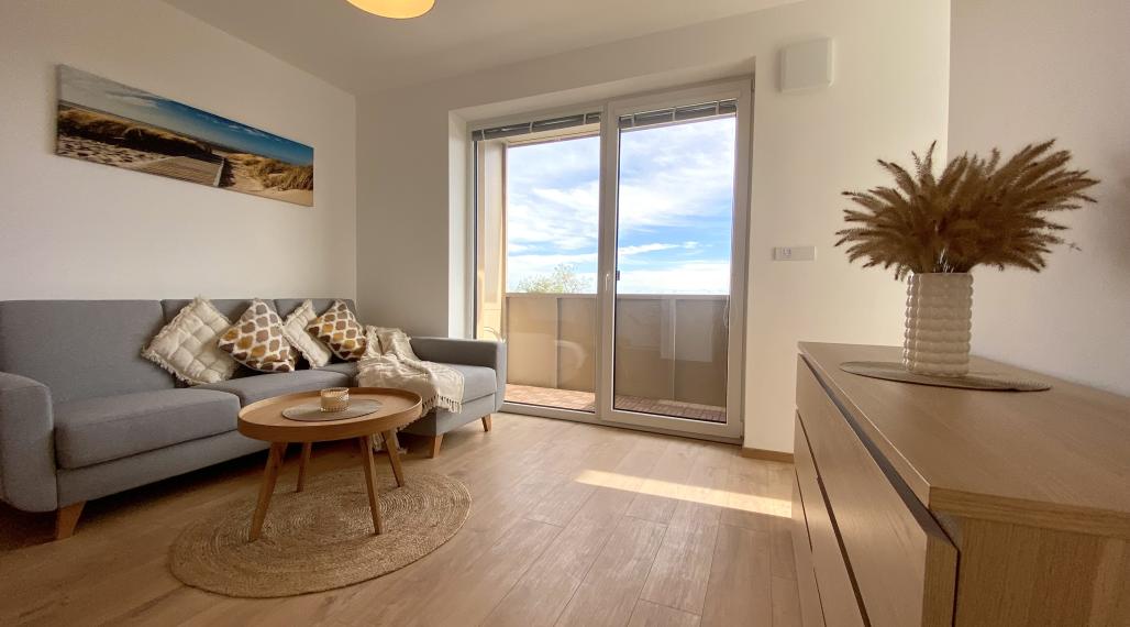 =PRENAJATÉ= Úplne nový zariadený moderný 1izb byt s loggiou, pivnicou a parkovaním v Miloslavove