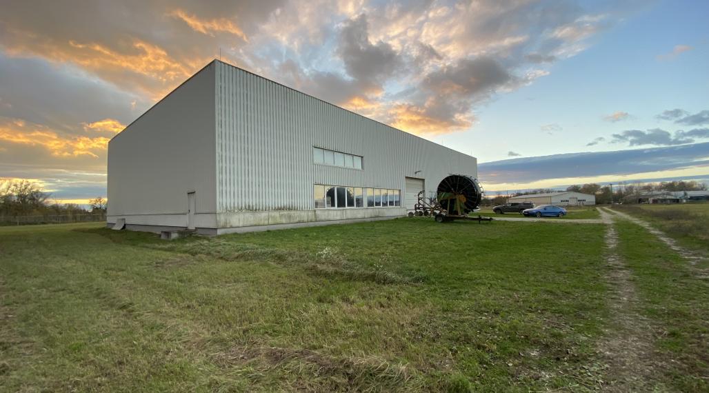 Hala na 225 árovom pozemku v „9225 Dunakiliti Ipari Park“ za SUPER cenu na predaj