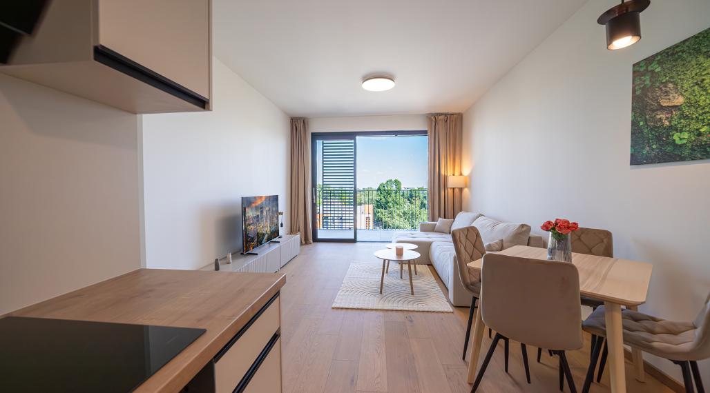 =PRENAJATÉ=Nadštandardný úplne nový zariadený 2izb byt s veľkou terasou a parkovaním