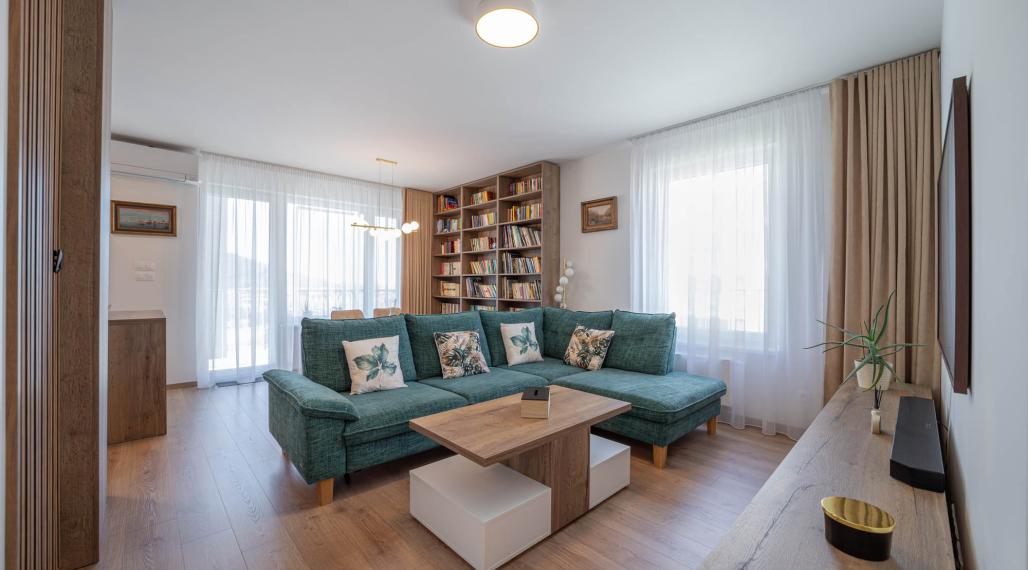 =PRENAJATÉ=Bory bývanie - 4 izbový byt s 2x garážovým parkovacím státím, ulica Dominika Tatarku - VIDEO