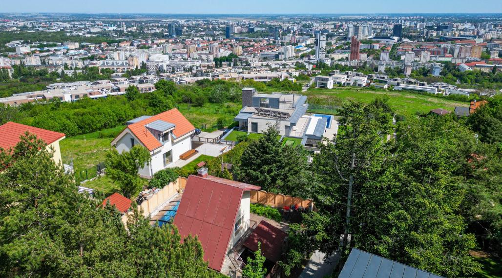 EXKLUZÍVNE NA PREDAJ – záhradná chata s výhľadom na BRATISLAVU - KOLIBA