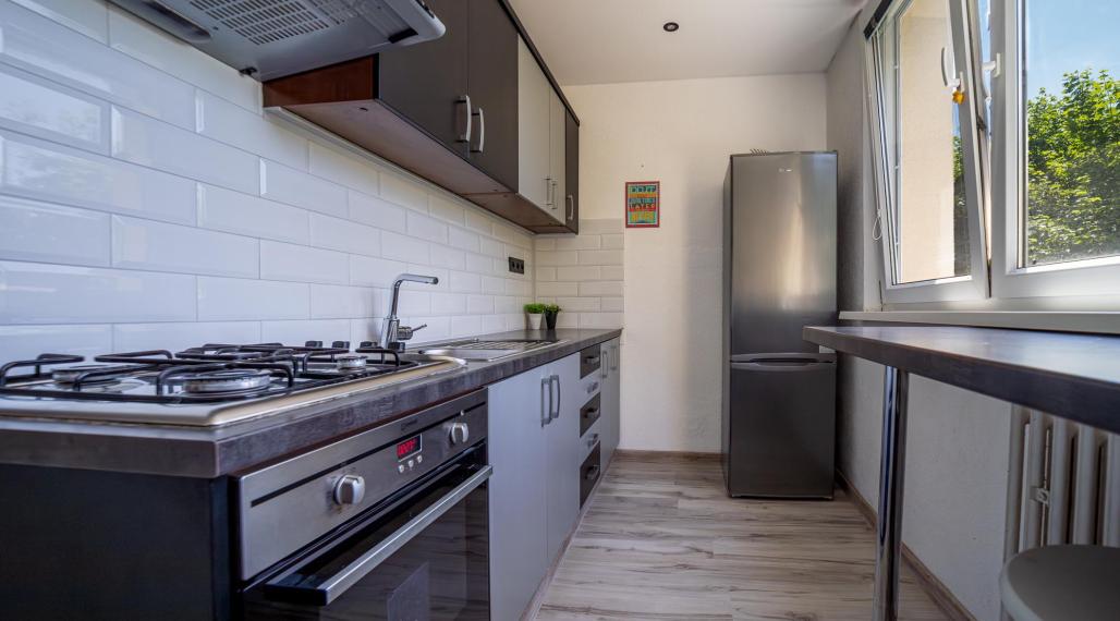 PREDAJ/ kompletne zrekonštruovaný 2 – izb. byt/ Bratislava - Petržalka