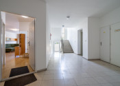 3-izbový byt s parkovaním – Slávičie údolie, Bratislava-Staré Mesto - fotografia 1