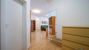 3-izbový byt s parkovaním – Slávičie údolie, Bratislava-Staré Mesto - fotografia 3