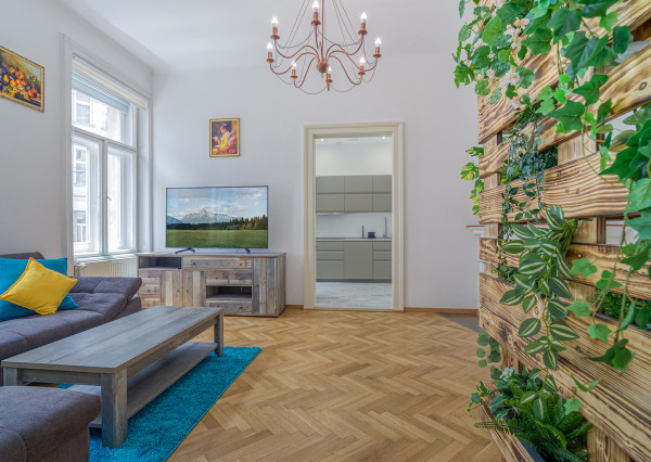 =PRENAJATÉ= Krásny staromestský kompletne zariadený 2izb byt na Palisádoch na prenájom