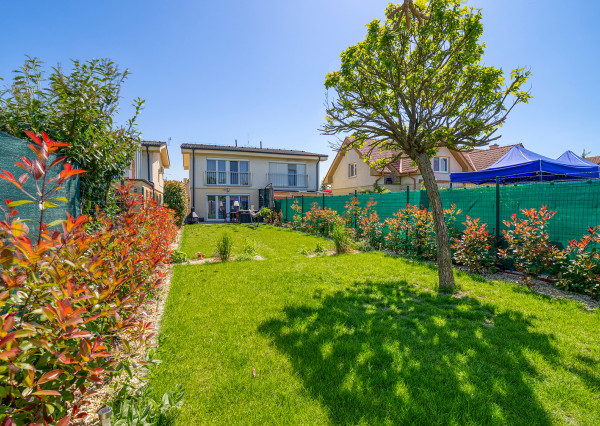 =PREDANÉ=Moderný 3izb dom s krásnou záhradou a 2 kúpeľňami v TOP lokalite 2 min.peši od jazera Košariská