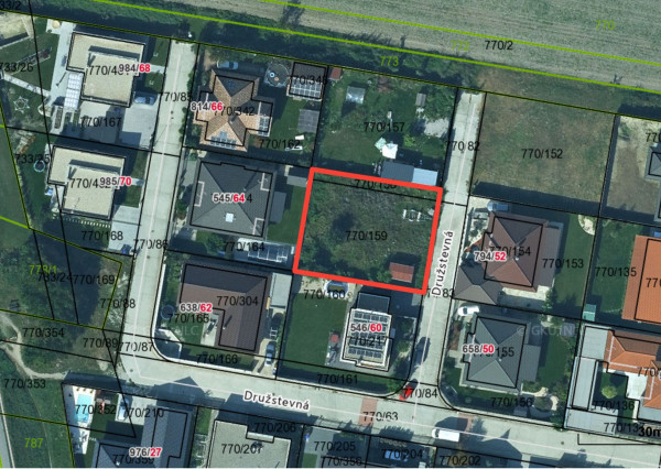 =PREDANÉ= Stavebný pozemok s inžinierskymi sieťami v krásnom prostredí v Hamuliakove