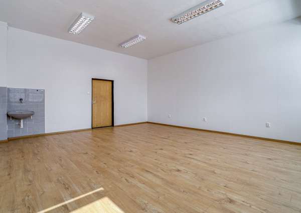Na prenájom kancelária 39,29 m2 Wolkrova, Bratislava V – Petržalka