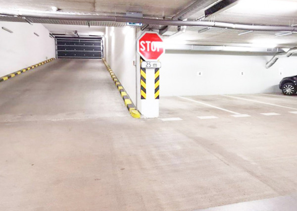 =PREDANÉ= Garážové státie Bratislava I - Staré mesto, ul. Jozefská, VIDEO