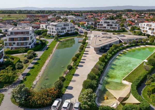 Príjemný 3-izbový byt s predzáhradkou a parkovaním TRI VODY - MALINOVO
