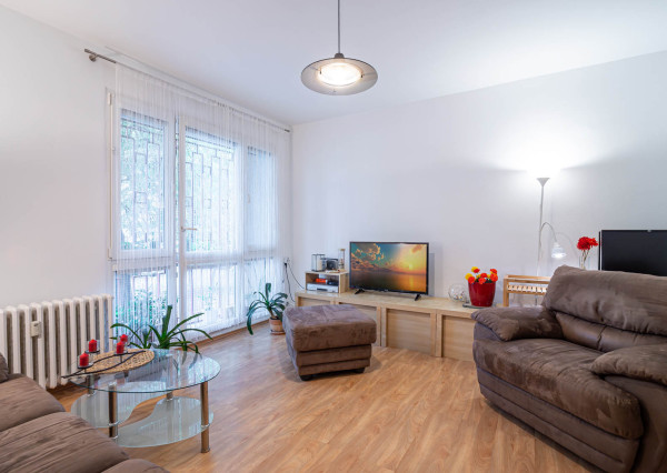 = PREDANÉ = Pokojné bývanie v srdci mesta – 3-izbový byt na Jelačičovej ulici