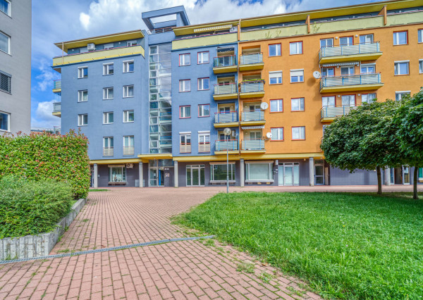 Na prenájom priestor 81,1 m2 Gercenovej, Bratislava V – Petržalka