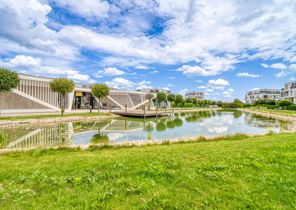 Príjemný 3-izbový byt s predzáhradkou a parkovaním TRI VODY - MALINOVO