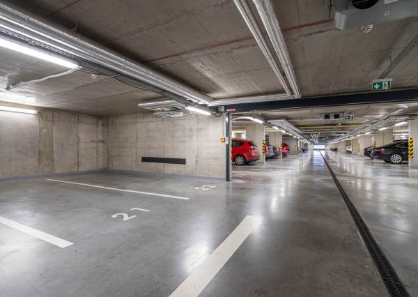 Garážové státie v lokalite Slnečnice-Viladomy na Fialovej ulici na predaj