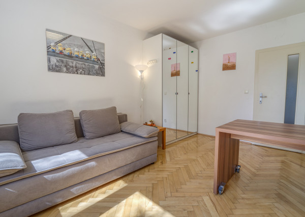 Príjemné staromestské bývanie v Bratislave na Záhradníckej ulici