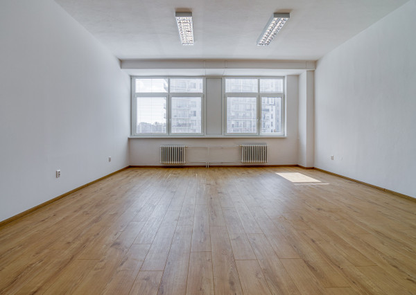 Na prenájom kancelária 39,29 m2 Wolkrova, Bratislava V – Petržalka