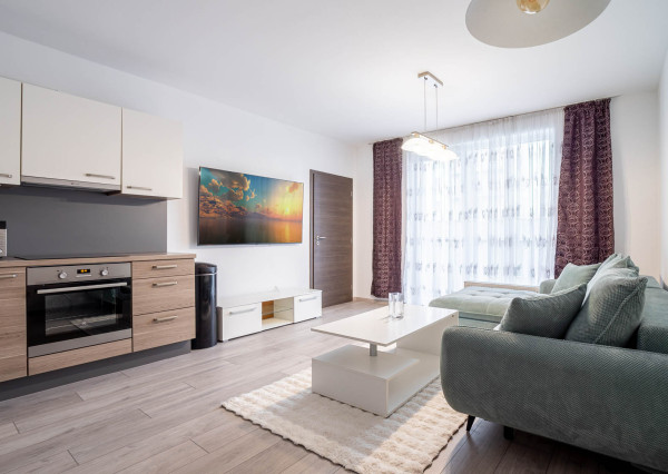 Moderné bývanie v 2-izbovom byte s parkovaním na ulici PRI HRUBEJ LÚKE