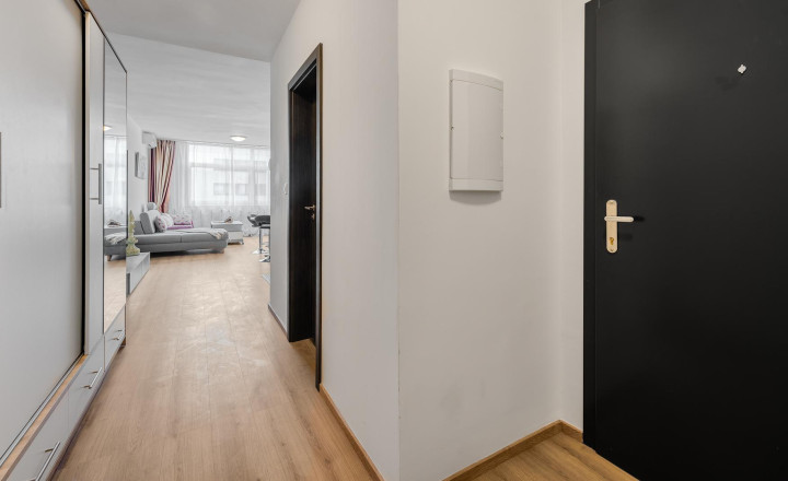 =PRENAJATÉ=Zariadený klimatizovaný 2,5izb byt v Ružinove na Trnavskej orientovaný do tichého vnútrobloku - fotografia 14