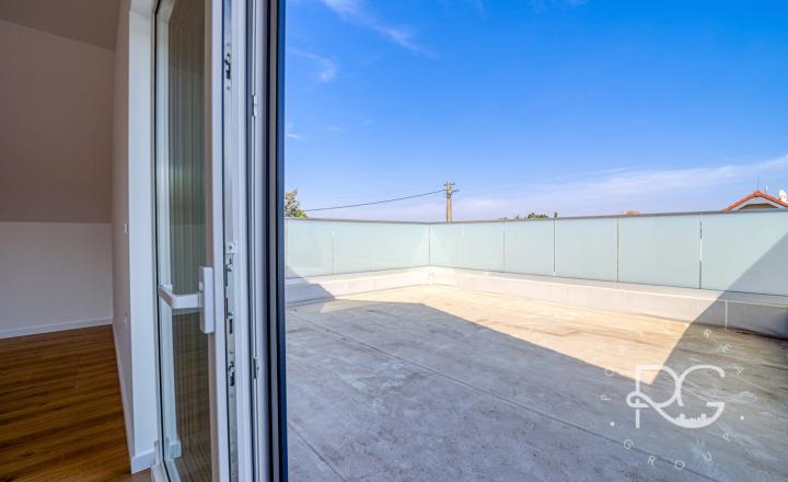 =PRENAJATÉ= Exkluzívny úplne nový 6izb RD vo Štvrtku na Ostrove na prenájom - fotografia 33