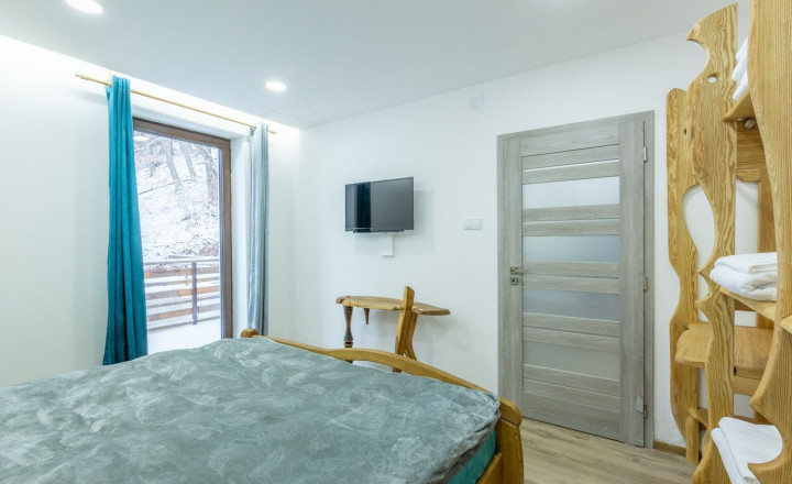 Investičný apartmánový dom v obci Bystrá s vlastným wellness - fotografia 1