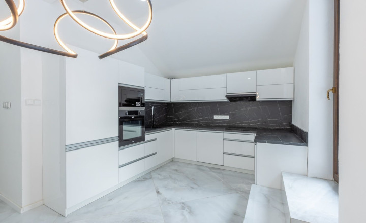 Investičný apartmánový dom v obci Bystrá s vlastným wellness - fotografia 11