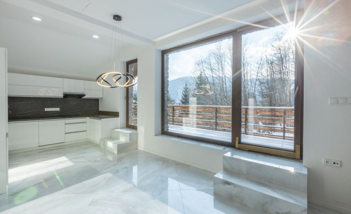Investičný apartmánový dom v obci Bystrá s vlastným wellness - fotografia 13