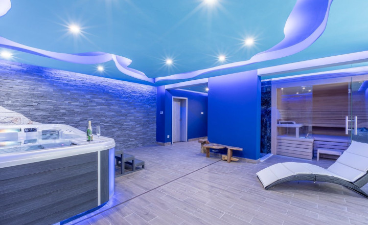 Investičný apartmánový dom v obci Bystrá s vlastným wellness - fotografia 16