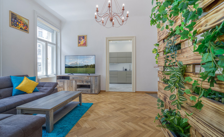 =PRENAJATÉ=Krásny staromestský kompletne zariadený 2izb byt na Palisádoch na prenájom