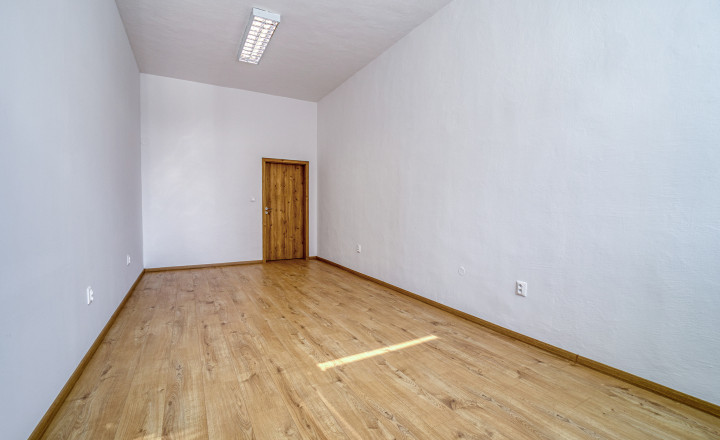 Na prenájom kancelária 19,60 m2 Wolkrova, Bratislava V – Petržalka - fotografia 3