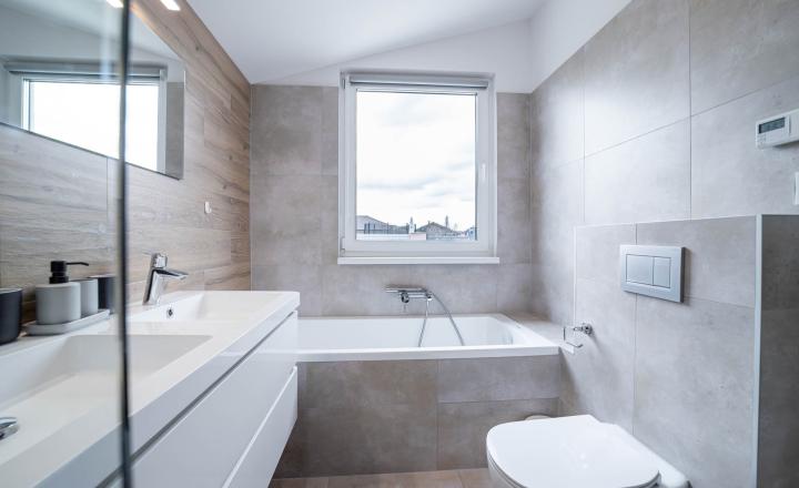 =PREDANÉ=Moderný zariadený 4izb bungalov na 7árovom pozemku 20 min.od BA - fotografia 3