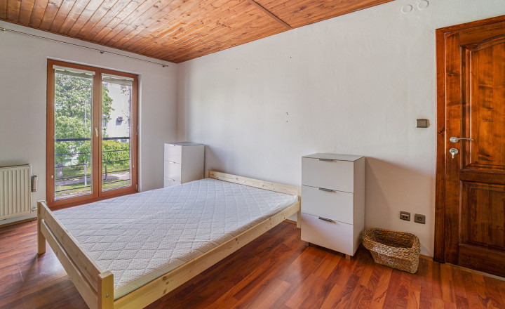 Trojpodlažná polyfunkčná budova v úplnom centre Šamorína na predaj - fotografia 13