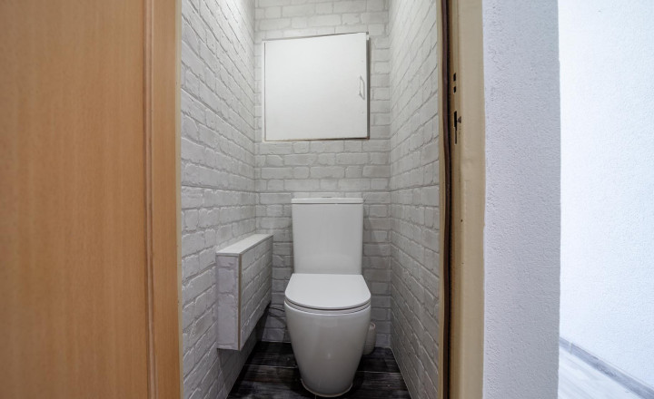 =REZERVOVANÉ=PREDAJ/ kompletne zrekonštruovaný 2 – izb. byt/ Bratislava - Petržalka - fotografia 12