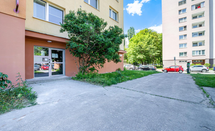 =REZERVOVANÉ=PREDAJ/ kompletne zrekonštruovaný 2 – izb. byt/ Bratislava - Petržalka - fotografia 16