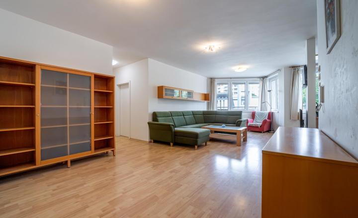 3-izbový byt s parkovaním – Slávičie údolie, Bratislava-Staré Mesto - fotografia 4