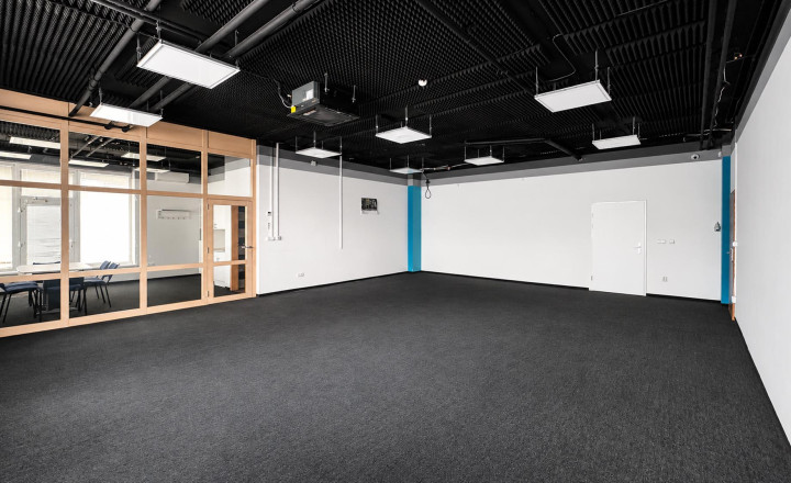 MODERNÝ NEBYTOVÝ PRIESTOR 93 m² + 3 PARKOVACIE MIESTA | ANTOLSKÁ, PETRŽALKA