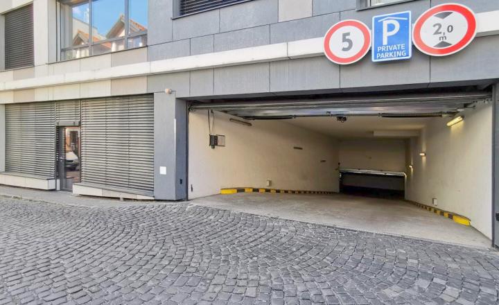 Garážové státie Bratislava I - Staré mesto, ul. Jozefská - fotografia 3
