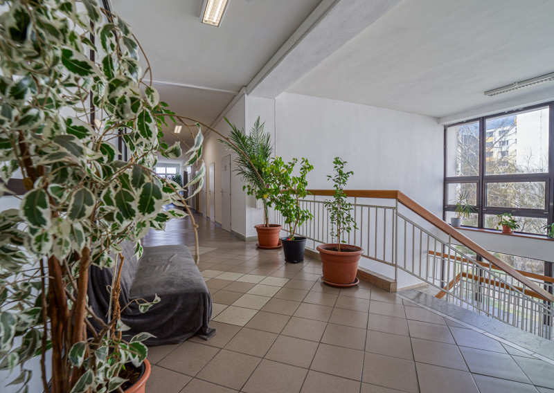 Na prenájom kancelária 20,34 m2 Wolkrova, Bratislava V – Petržalka - fotografia 1