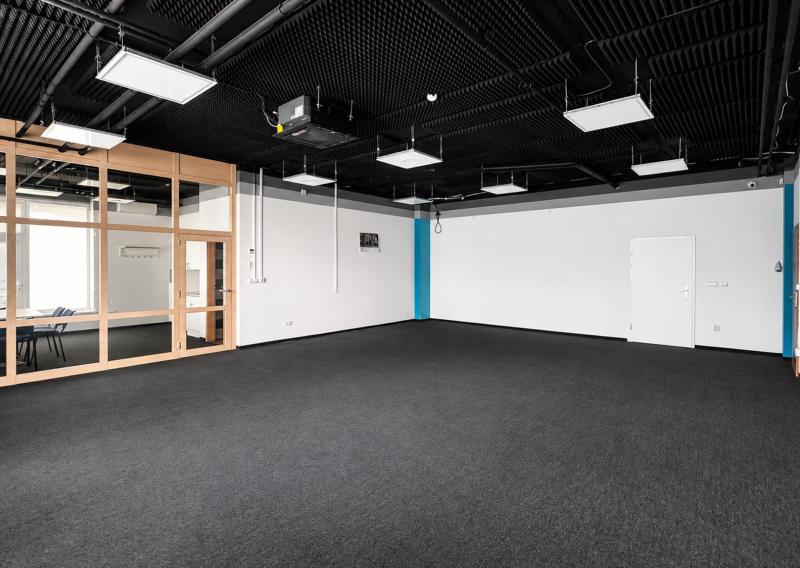 MODERNÝ NEBYTOVÝ PRIESTOR 93 m² + 3 PARKOVACIE MIESTA | ANTOLSKÁ, PETRŽALKA - fotografia 1